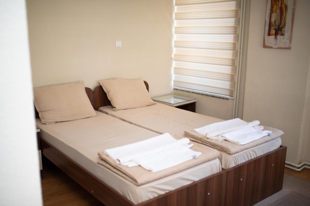 ביטולה Stone Bridge Apartments מראה חיצוני תמונה