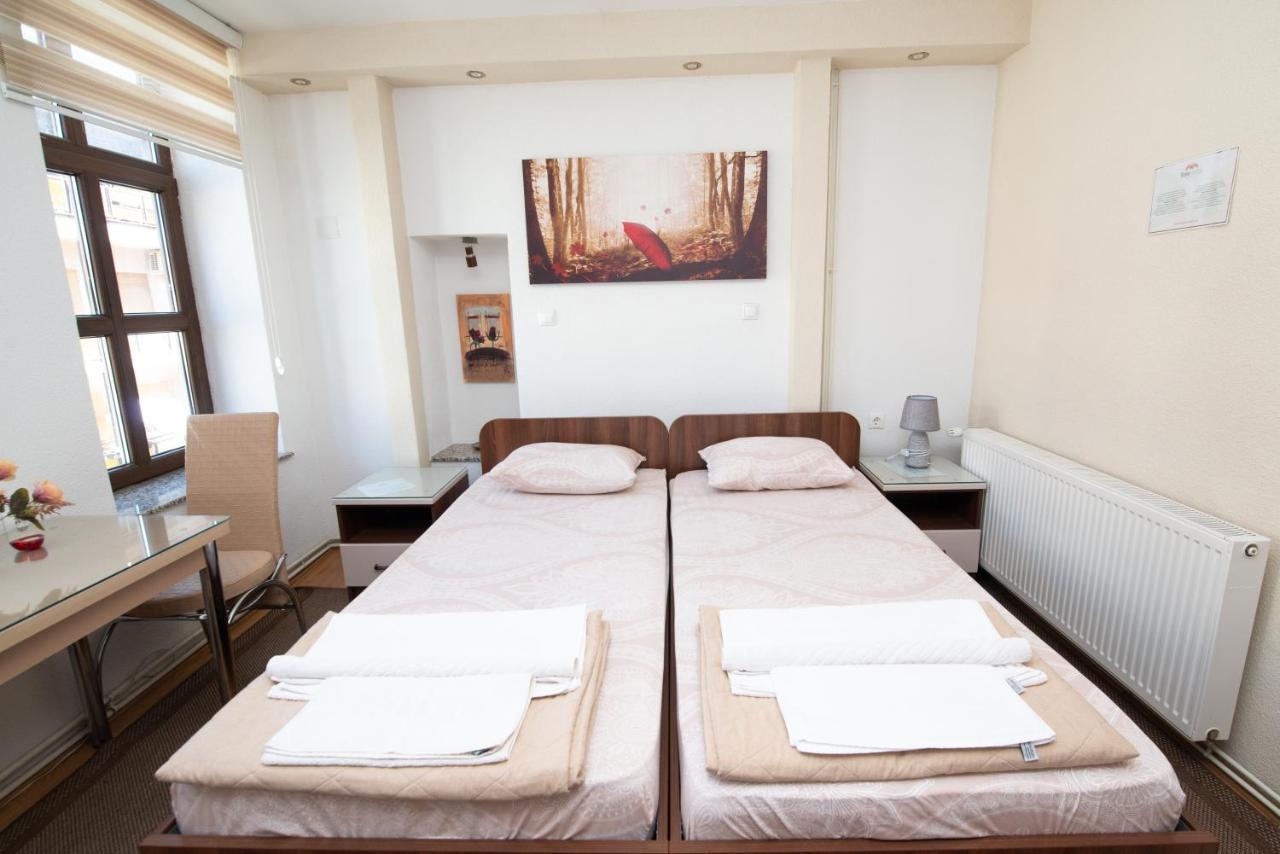 ביטולה Stone Bridge Apartments מראה חיצוני תמונה