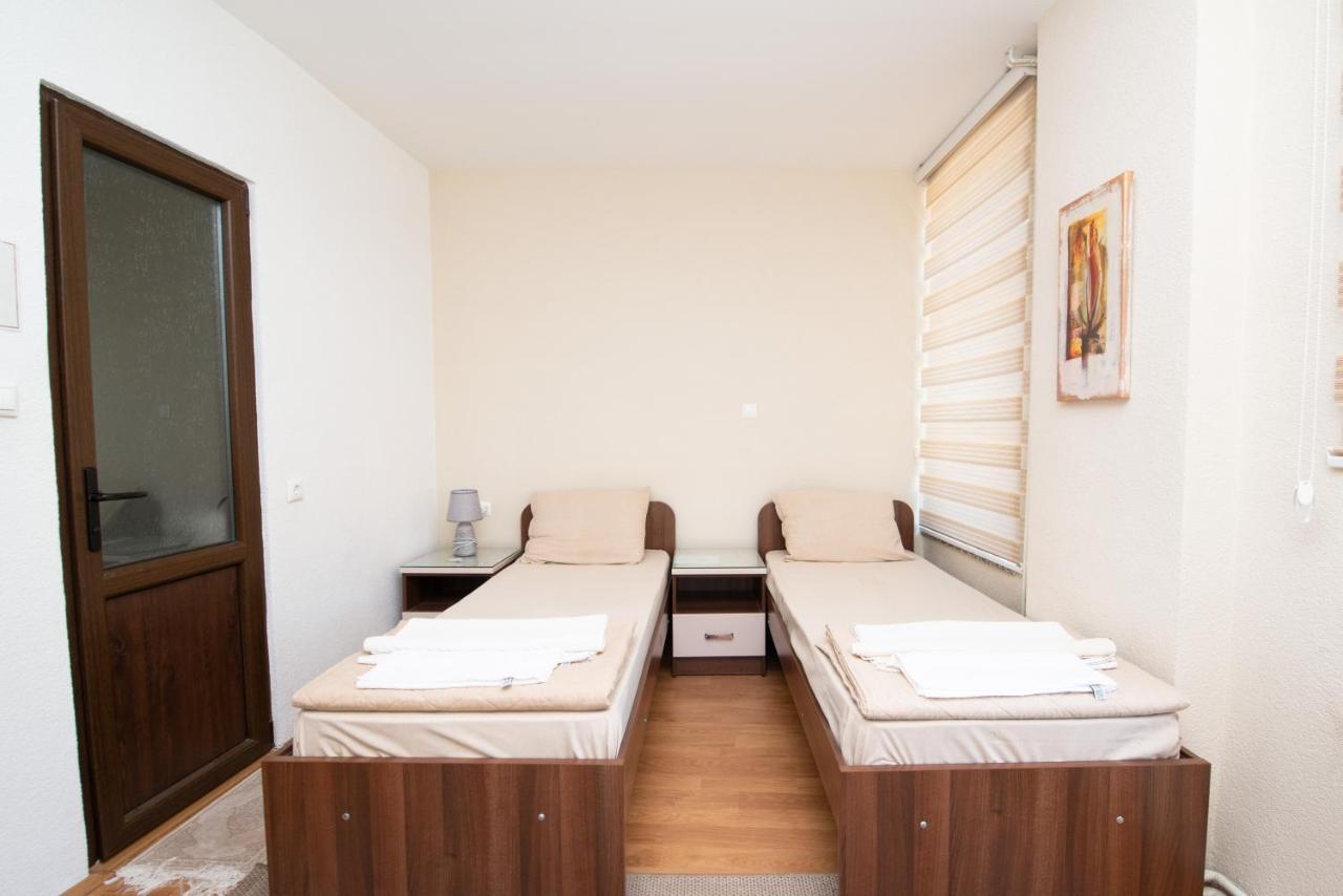 ביטולה Stone Bridge Apartments מראה חיצוני תמונה