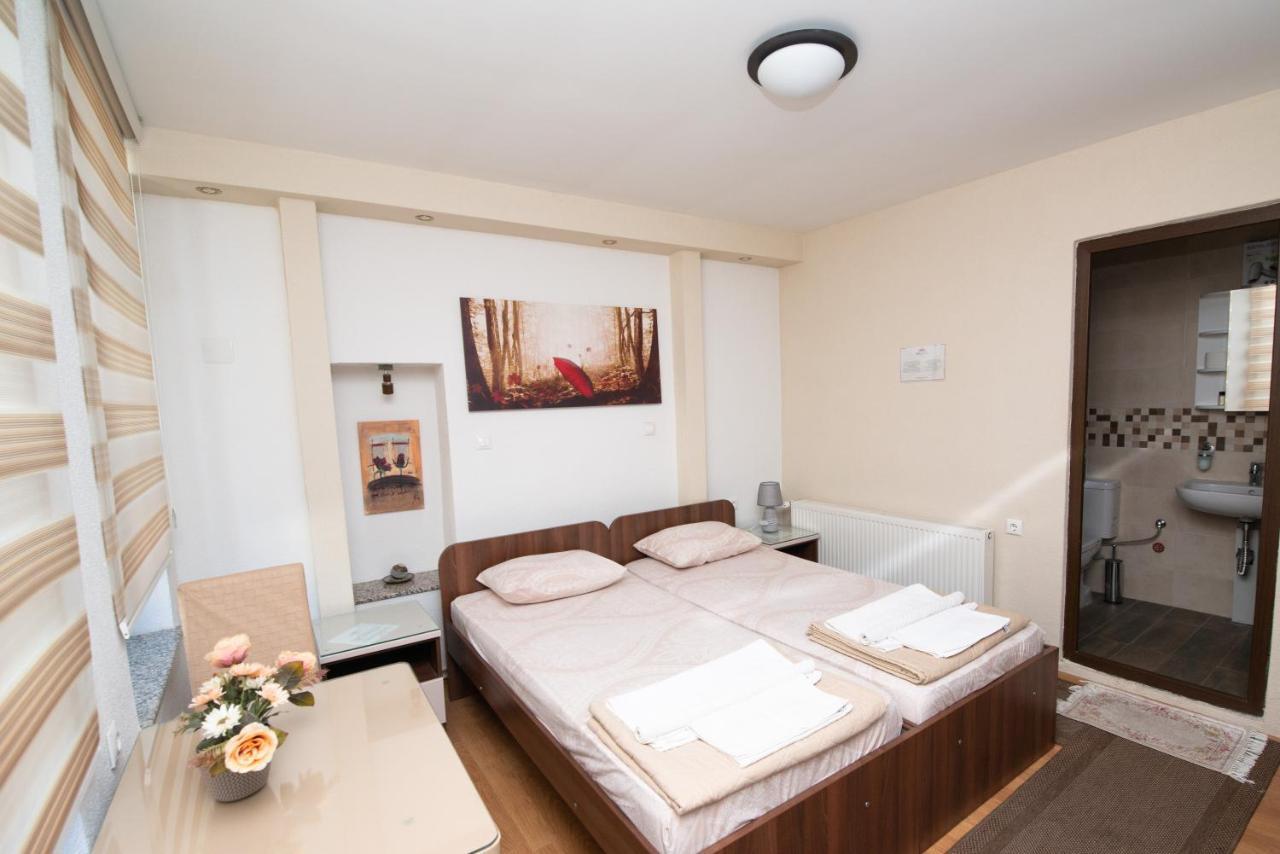 ביטולה Stone Bridge Apartments מראה חיצוני תמונה