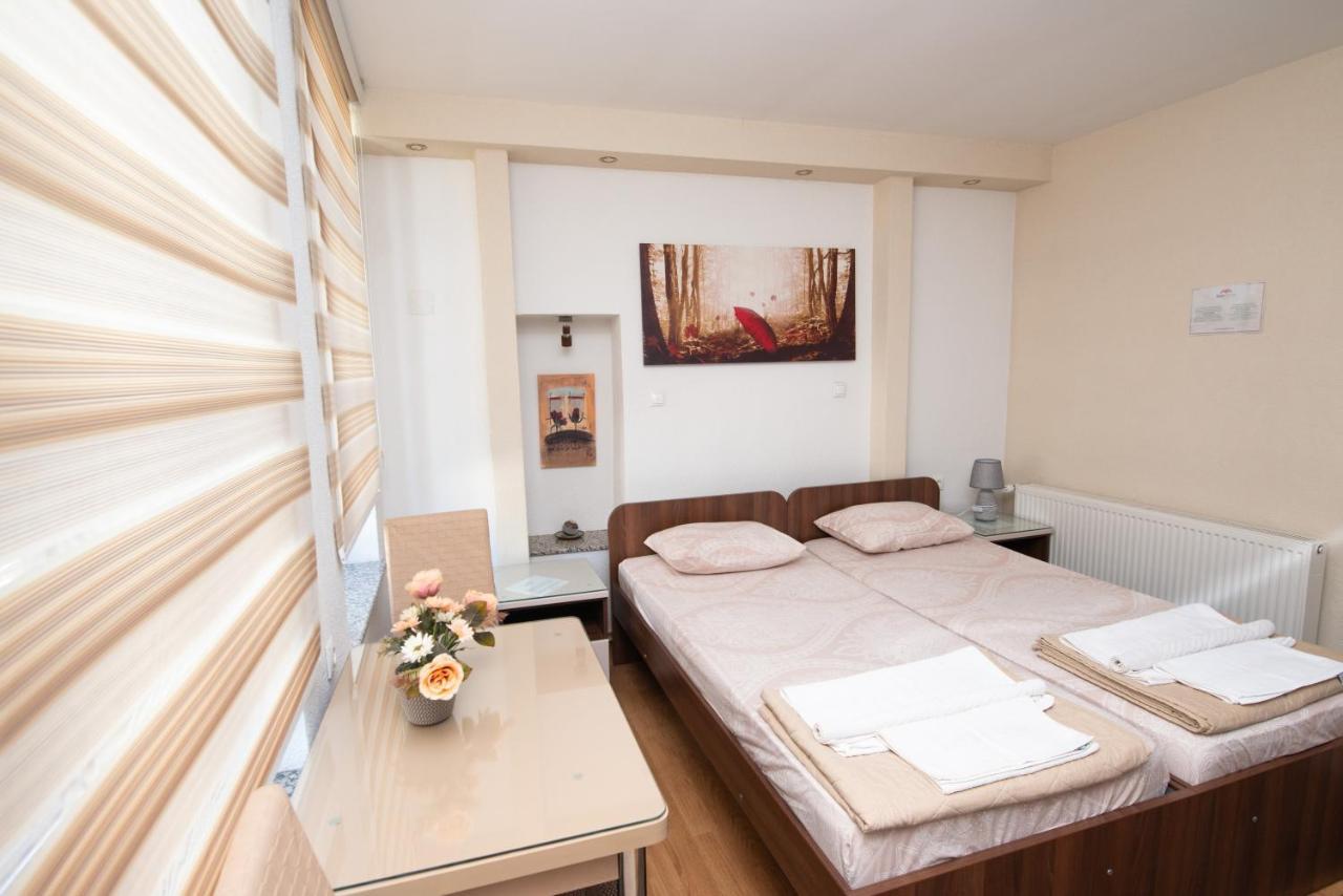 ביטולה Stone Bridge Apartments מראה חיצוני תמונה